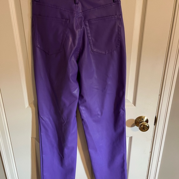 Purple pleather pants - Picture 4 of 5